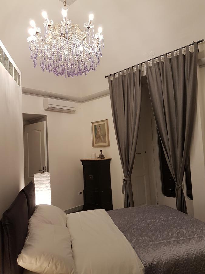 Bed and Breakfast Residenza Dell'Opera Neapel Exterior foto
